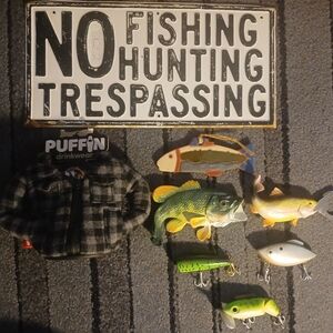 Lot Of 8 Fish Magnets/ License Plate/ Cooler Cup Holder/ Ornament/ Bottle Opener